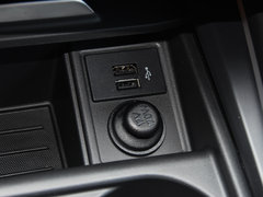 2018款 2.0T 四驱豪华版