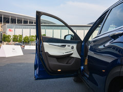 2018款 2.0T 四驱旗舰版