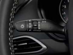 2018款 1.6L 自动逸享型