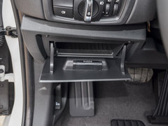 2018款 218i 领先型