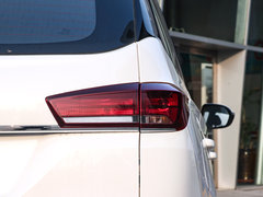 2018款 1.5L 手动精英型 国V