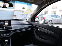 2018款 1.5L 手动精英型 国V