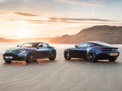 2019款 5.2T V12 AMR