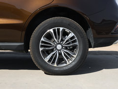2018款 1.8L 手动4G互联尊贵型