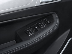 2018款 1.8L 手动4G互联尊贵型