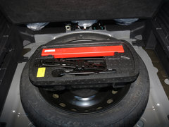 2018款 1.8L 手动4G互联尊贵型