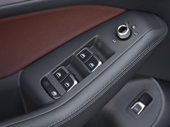 2018款 典藏版 40 TFSI 技术型                      