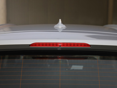 2019款 220i 领先型