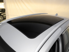 2019款 220i 领先型