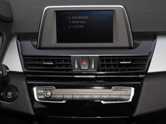 2019款 220i 领先型