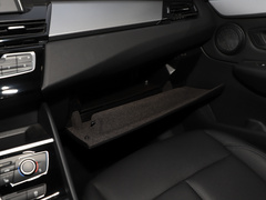 2019款 220i 领先型