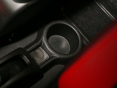 2018款 运动版 iEV6E 智享型