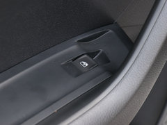 2018款 1.5L 手动舒适版 国V