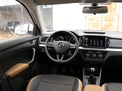 2018款 1.5L 手动舒适版 国V