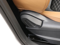 2018款 1.5L 手动舒适版 国V