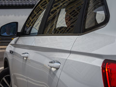 2018款 1.5L 自动舒适版 国V