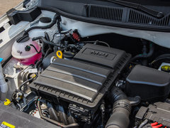 2018款 1.5L 自动舒适版 国V