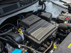 2018款 1.5L 自动舒适版 国V