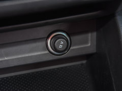 2018款 1.5L 自动舒适版 国V