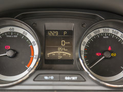 2018款 1.5L 自动舒适版 国V