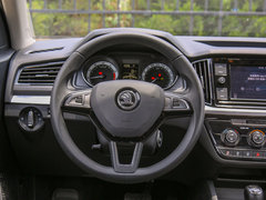 2018款 1.5L 自动舒适版 国V
