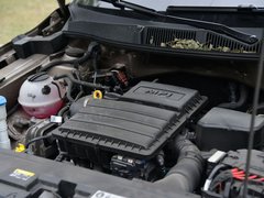 2018款 1.5L 自动舒适版 国V