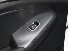 2018款 EV360 智联炫酷型