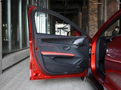 2020款 EV 四驱高性能版旗舰型
免税
