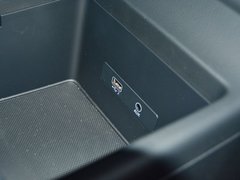 2018款 45 TFSI 尊享豪华运动型 国V