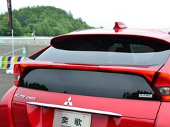 2018款 1.5T CVT两驱无畏版