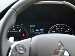 2018款 1.5T CVT两驱无畏版