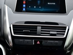 2018款 1.5T CVT两驱无畏版