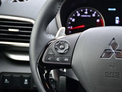 2018款 1.5T CVT两驱无畏版