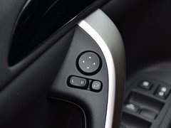 2018款 1.5T CVT两驱无畏版