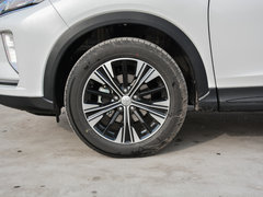 2018款 1.5T CVT两驱无畏版