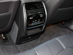2019款 xDrive40i M运动套装