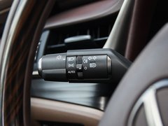 2018款 300h 行政版 国V