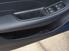 2019款 20T 自动智联网超能智尊版