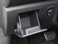 2018款 30T 自动两驱Trophy荷尔蒙超燃版