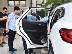 2018款 30T 自动两驱Trophy荷尔蒙超燃版