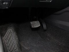 2018款 235T 自动两驱精英版