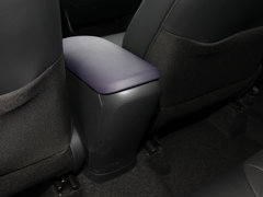 2018款 2.0L 奕驰版 国V