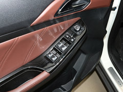 2018款 1.5L 手动炫智版