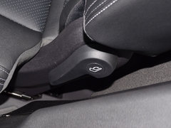 2018款 2.0T 自动智联尊贵型 7座 国V