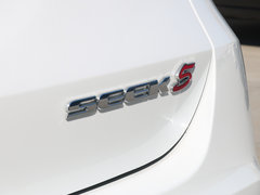 2018款 1.5T 自动领耀版