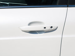 2018款 1.5T 自动领耀版