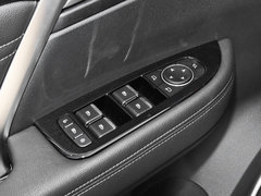 2018款 1.5T 自动领耀版
