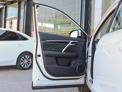 2018款 1.5T 自动领耀版