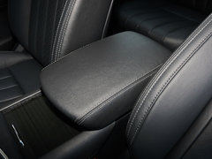 2018款 1.5T 自动领耀版
