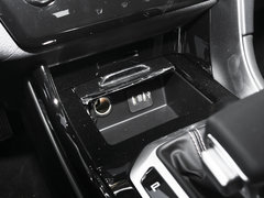 2018款 1.5T 自动领耀版